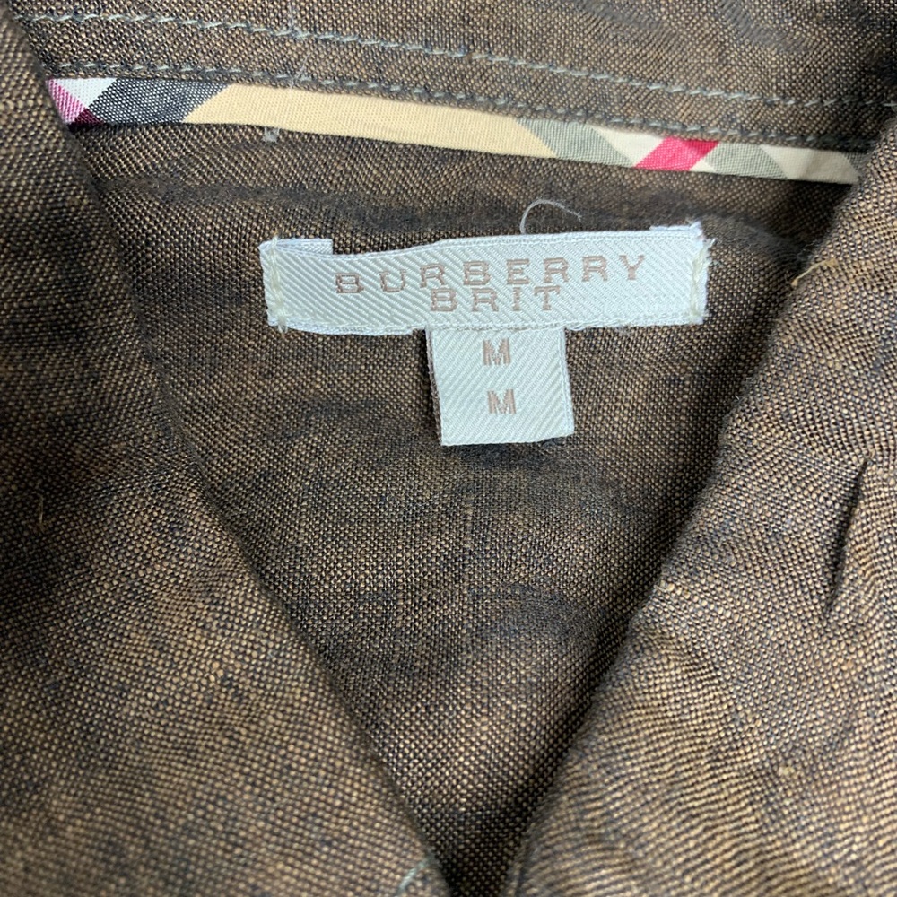 Sold-Burberry Brit Men Medium Button Down Metal - Picture 5 of 6